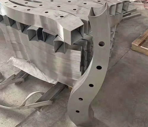 不锈钢楼梯立柱安装指南 家用电器安装的注意事项